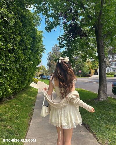 19770543870984546021142692455533666667 thumbnail