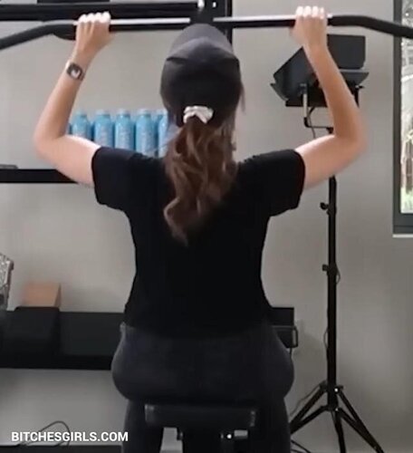 237463753036526475277736122965017568277 thumbnail