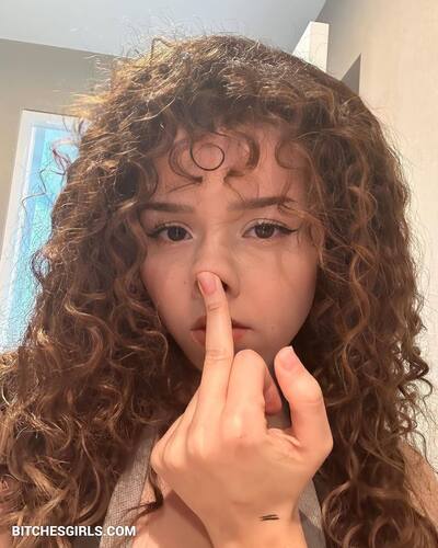 3108829275875073609052233072340713769 thumbnail