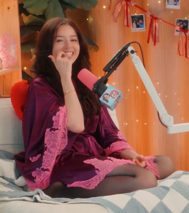 4bc541eadd318366d25b604ee9dbce7d85063b412715e25cd72fc02a78414e07 thumbnail