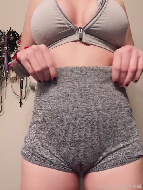 Pokket Twitch Leaked Nudes - Hillary Nicole Fansly Leaked