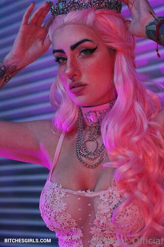 311474436702275847393014193205834509403 thumbnail