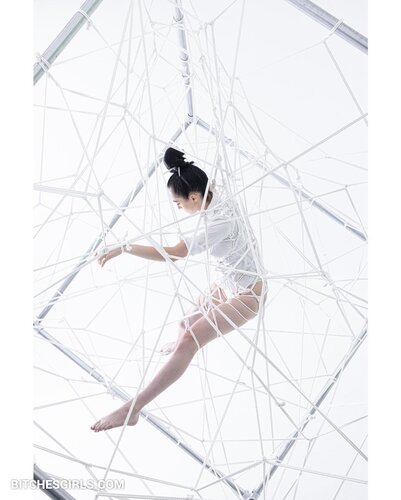 266692523505907351519106999853319598191 thumbnail