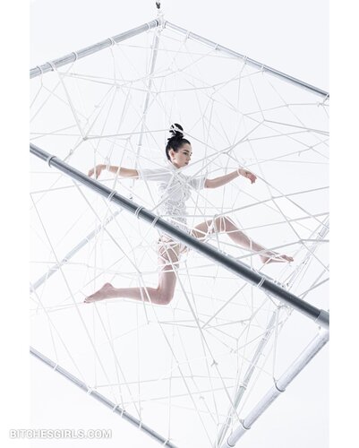 288666577809767602598126564354236790255 thumbnail