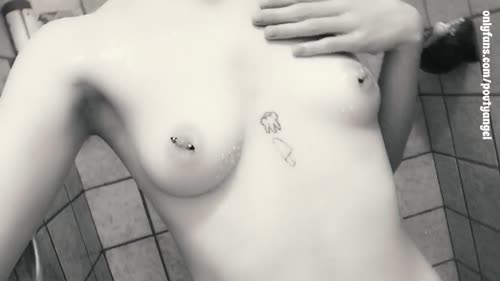 84009657681290936737525658087742152919 thumbnail