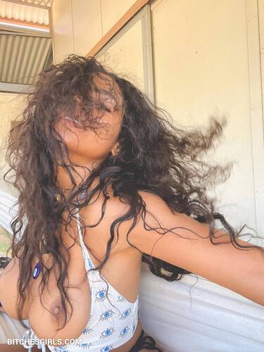 291593725972546523757860261705352158284 thumbnail