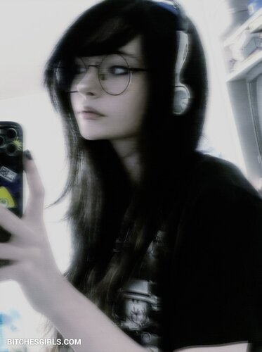 260026627053192391097491587931127625449 thumbnail