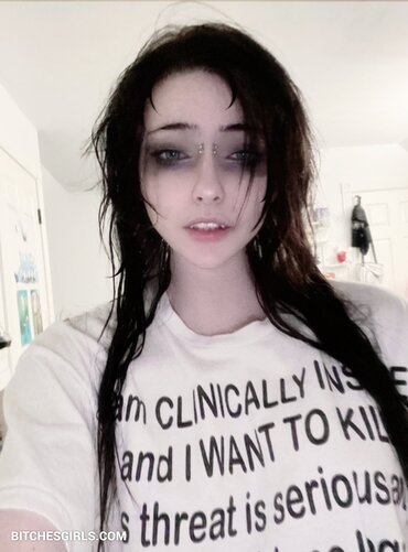 275902781642911067236178646380583743515 thumbnail