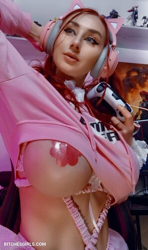 262093899371597885148854245497337568593 thumbnail