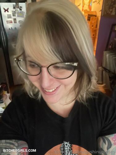 300842369219200842898457832512234124794 thumbnail