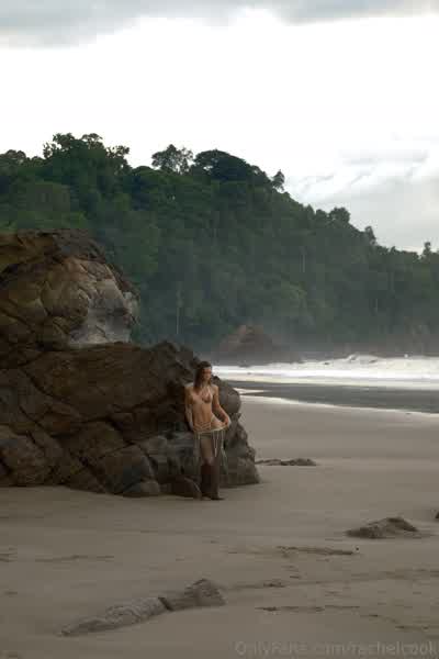 c005b2e0761ced1dfb019b5adcdb80af35192e94ba300a9e1726ac3c25b52209 thumbnail