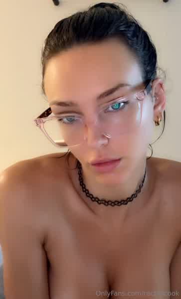 2a75cab1b11f7f7411bb2f00ff7101f543ce23867997f8d70e76548d25d4adff thumbnail