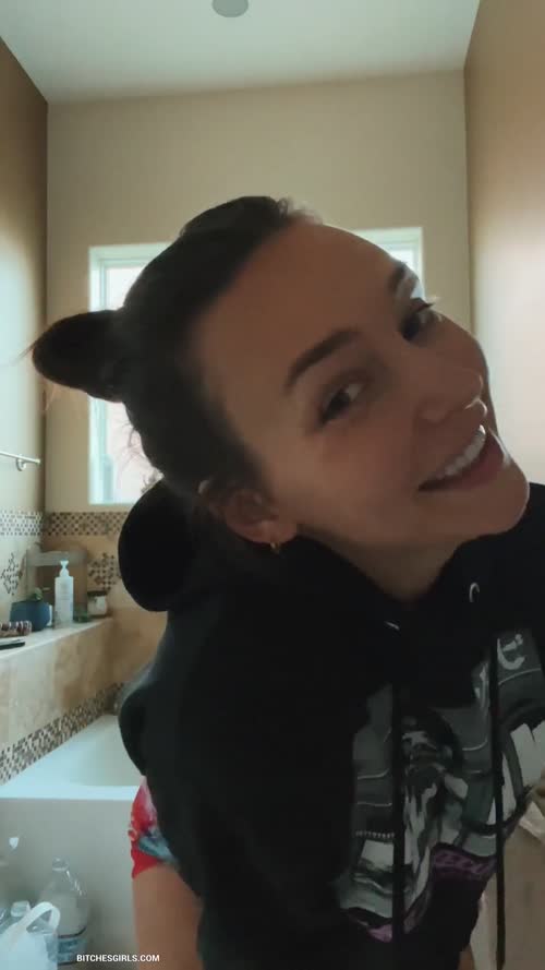 ad1c743ed0b0016bea54eebf4acf53f63dde77eae49d7914b84827c38427b4eb thumbnail