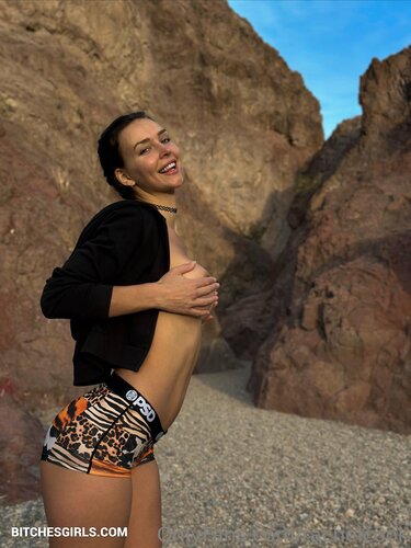 139078764390590726381119215910751792723 thumbnail