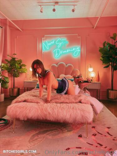 252583979693949564964572703580541101296 thumbnail