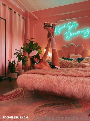 284895685800577923567235061969897223712 thumbnail