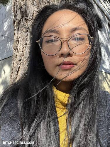 202093847299793969273219494160918093222 thumbnail