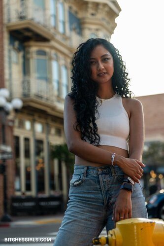 308870311712347112507584366020017662488 thumbnail