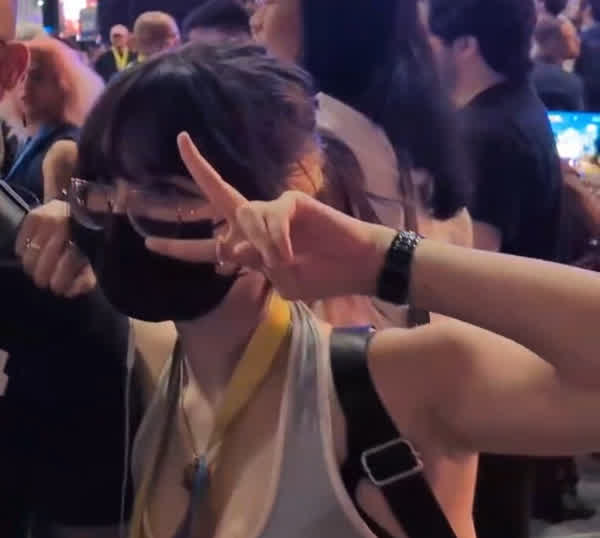 4abf21f34ded010ef7f7535c77baff2c6f1fde1189878a27946a4490b341da20 thumbnail