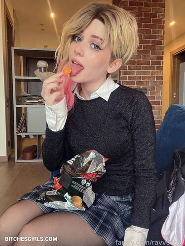 107592483515544146744893136077407328899 thumbnail