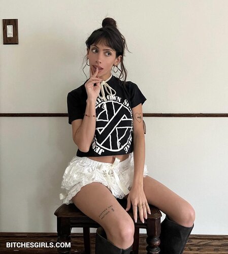 228711676679371167645508061647996019296 thumbnail