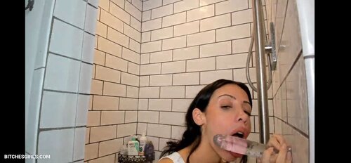 12274637427708489885049875086310591737 thumbnail