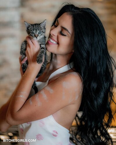 86244544694000438101792363096779835110 thumbnail