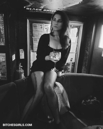 32915278350671413971599291398466346232 thumbnail