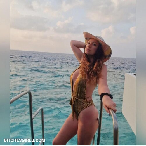 59881128227918618600044132938985553721 thumbnail