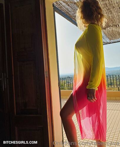 143654157912960811266187643719156701185 thumbnail