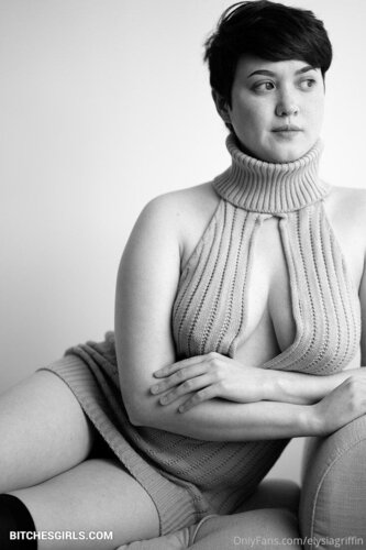 221124969639466772608875672572665694442 thumbnail