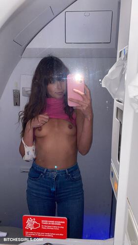 223260780007147015021750369184356172761 thumbnail