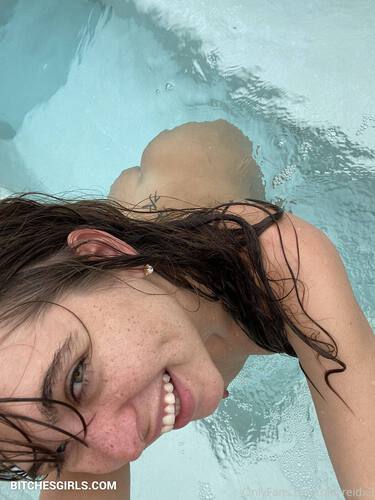 282701692138455828946745850887177603719 thumbnail