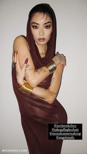 149695345791016630239051338370472898298 thumbnail