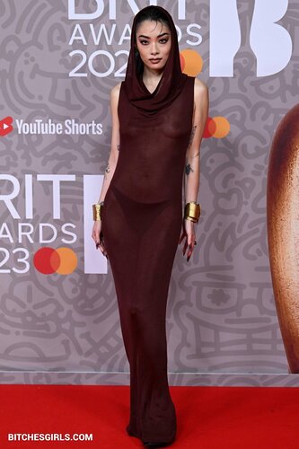 254957655565381795447319313327715084881 thumbnail