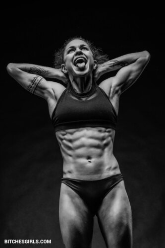 158571696848671100980407501404842423945 thumbnail