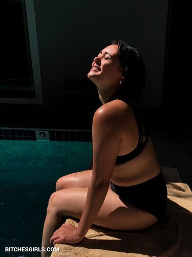 183994614168111210080939454752410590930 thumbnail