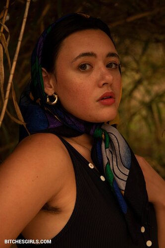 211902243799419992127929349035279624165 thumbnail