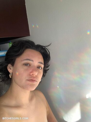 225735731780349866509606861092292384371 thumbnail