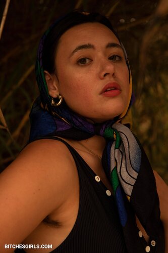 300527686496592400740618423059379841803 thumbnail