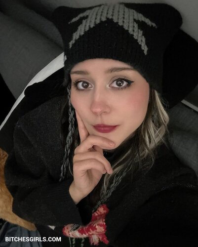 48162961144487074883860147438895313768 thumbnail