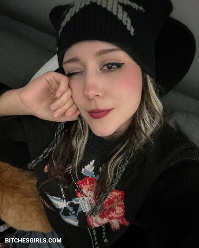 99325768369740512579674651730319435442 thumbnail