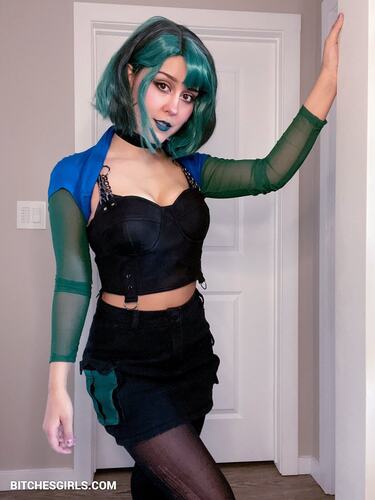 70296636533907260928110716761513229733 thumbnail