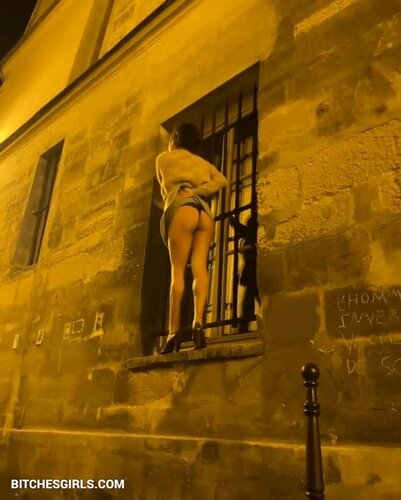 77659708712889868256705471969640392376 thumbnail