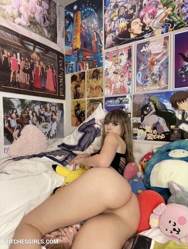 322469888733524344933937474690770742572 thumbnail