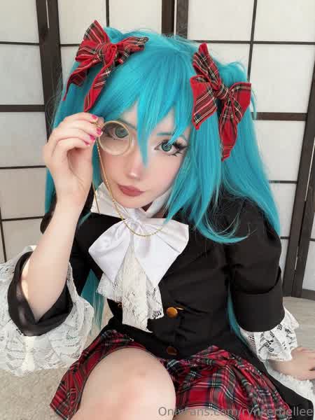 647710ad3dbe178251022457ceaebbdf52dc78e566f36465cd56aa6a4397fd5f thumbnail