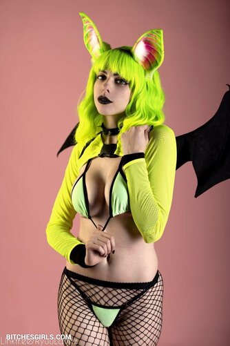 17470982215026116693490905383342449696 thumbnail