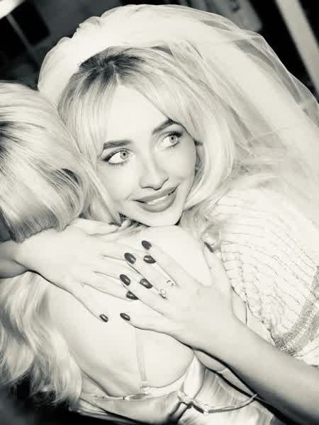 240462f3abe9d0bcd6d5773ec65fd26047dcd395fcb27ef4b226317b8983dafe thumbnail