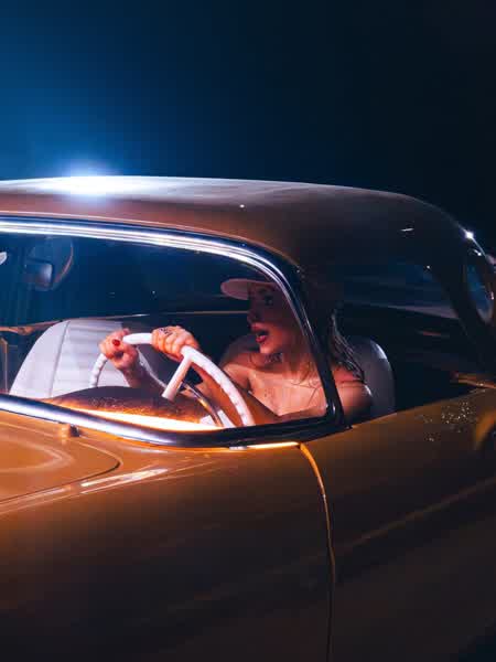 b2786586f23a41a37a6a6fe5a2a14cfb4251efb7c72d2058045f8e4d6c8dfdc2 thumbnail