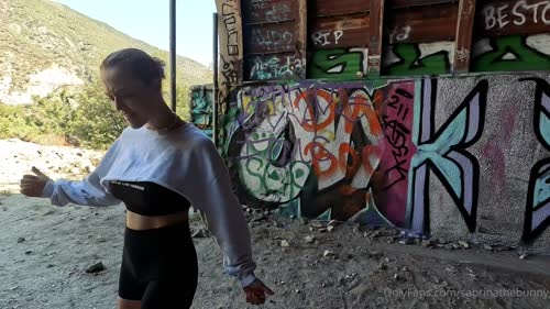 191591415384234204069646956932669912018 thumbnail